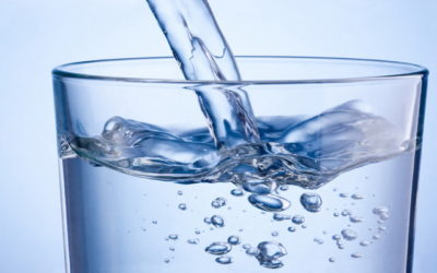 Je lève mon verre… d’eau à votre santé !