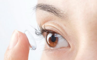 Des conseils d’entretien pour lentilles de contact d’été